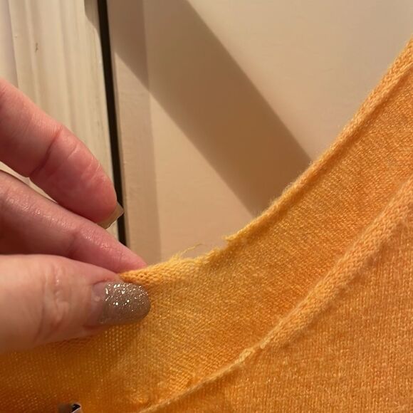 🎀 Vince 100% cashmere orange lightweight knit tank top xxs - Picture 7 of 12